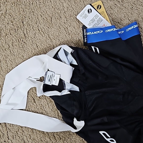 Cycling jersey and bib - Picture 7 of 9